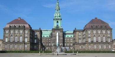 christiansborg_slot.jpg