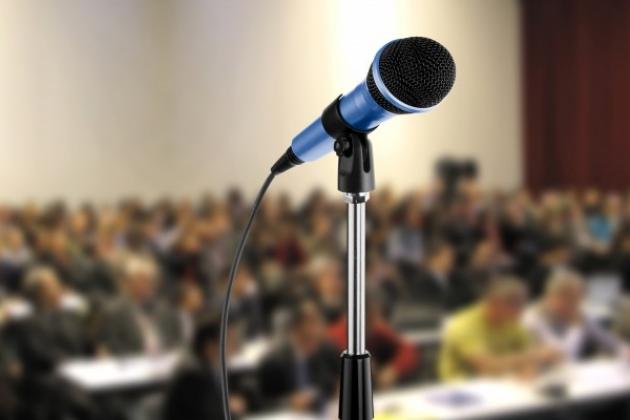 konference_-shutterstock_55310137.jpg